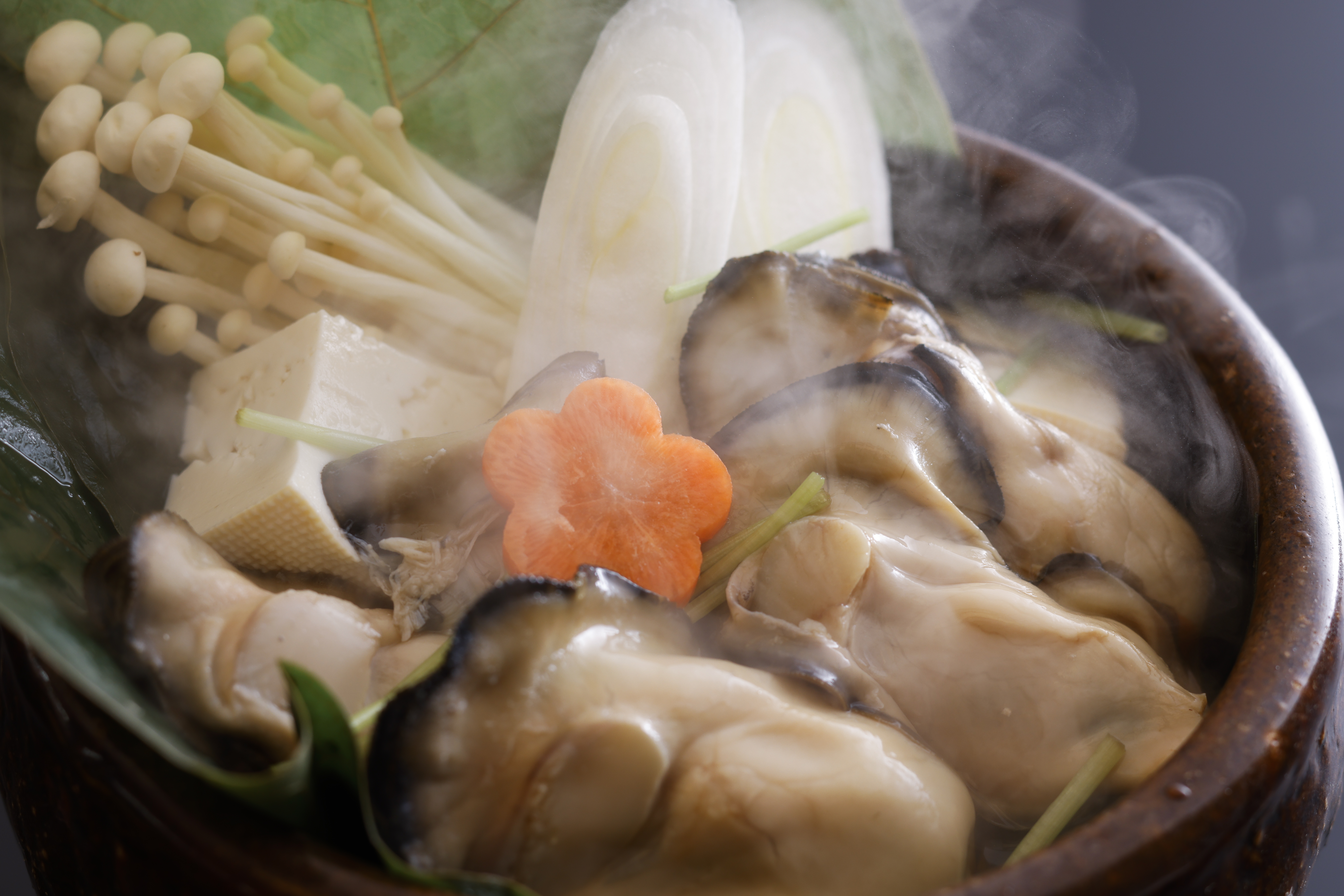 牡蠣の朴葉ポン酢